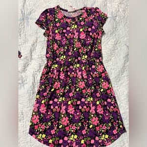 Gorgeous Lularoe girls dress.